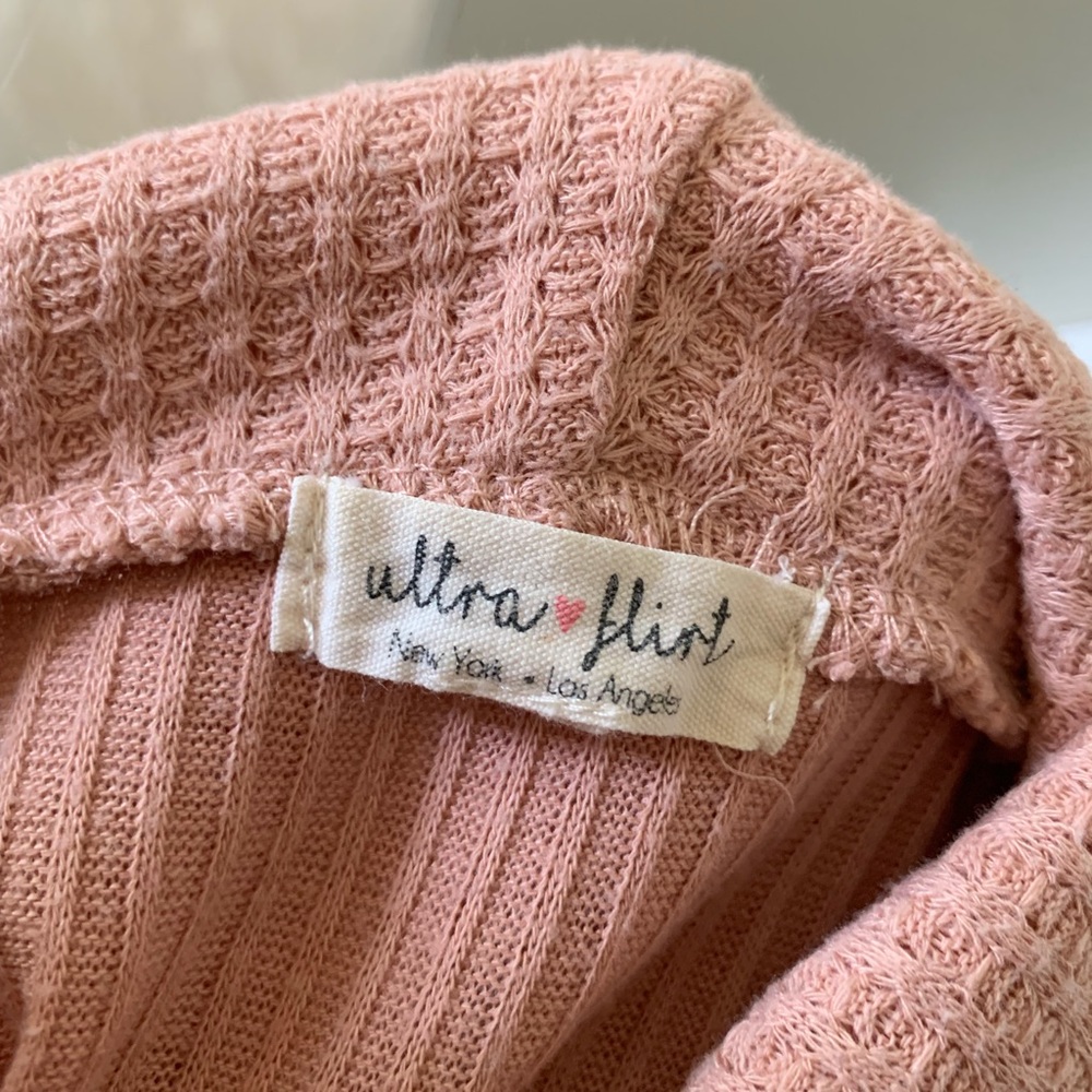 Pink Sweater - Picture 3 of 3